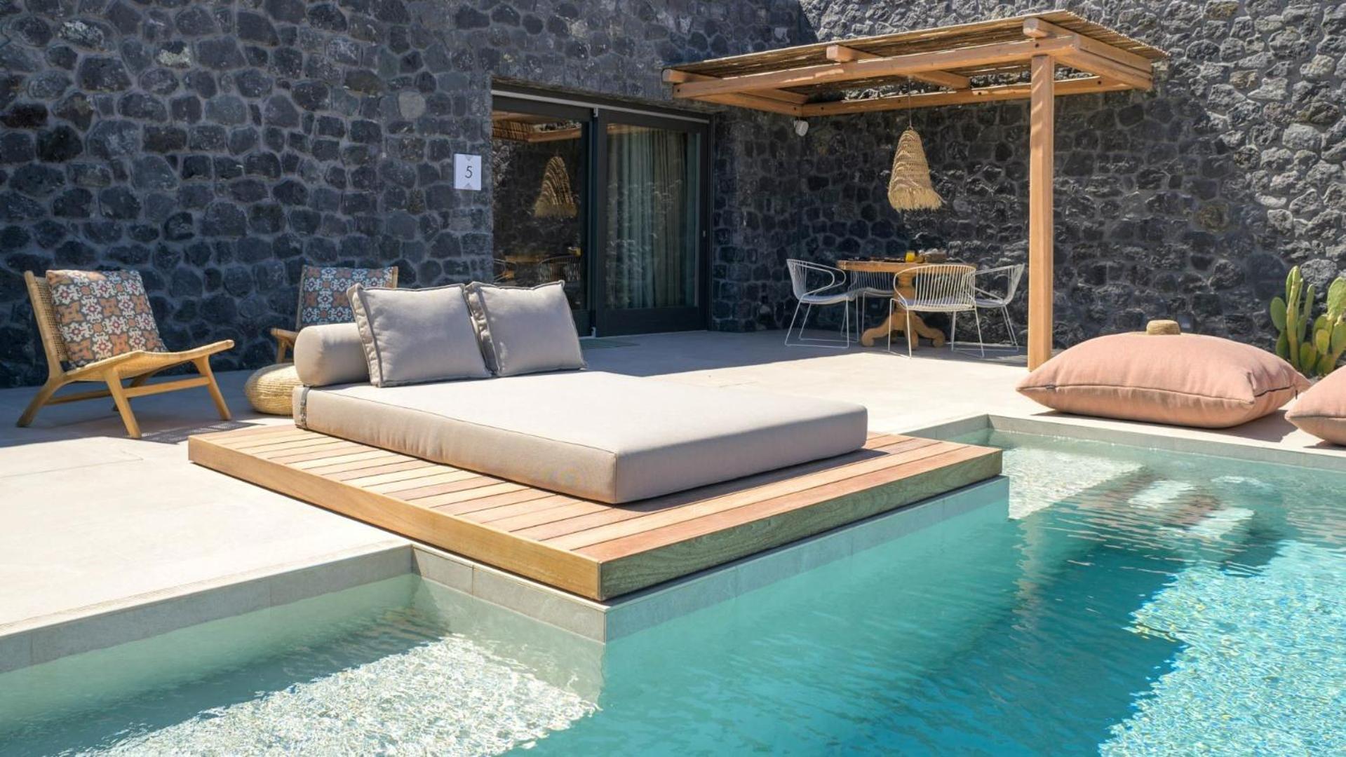 Hotel apartamentowy Lithi Luxury Retreat Imerovigli (Santorini)